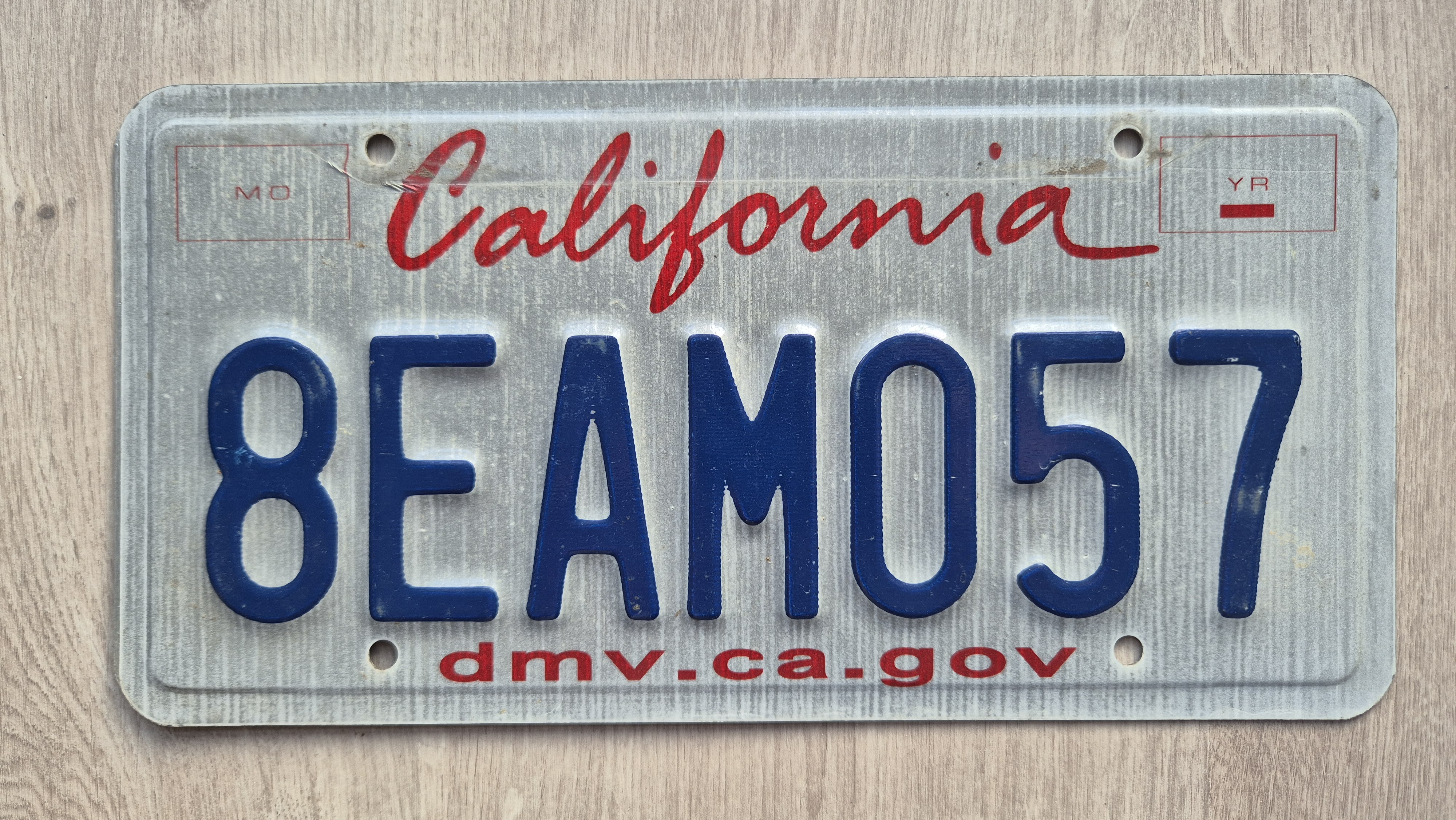 Plateshop.nl – International license plate collection